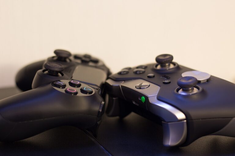 L’evoluzione di PlayStation e Xbox: un viaggio attraverso le generazioni